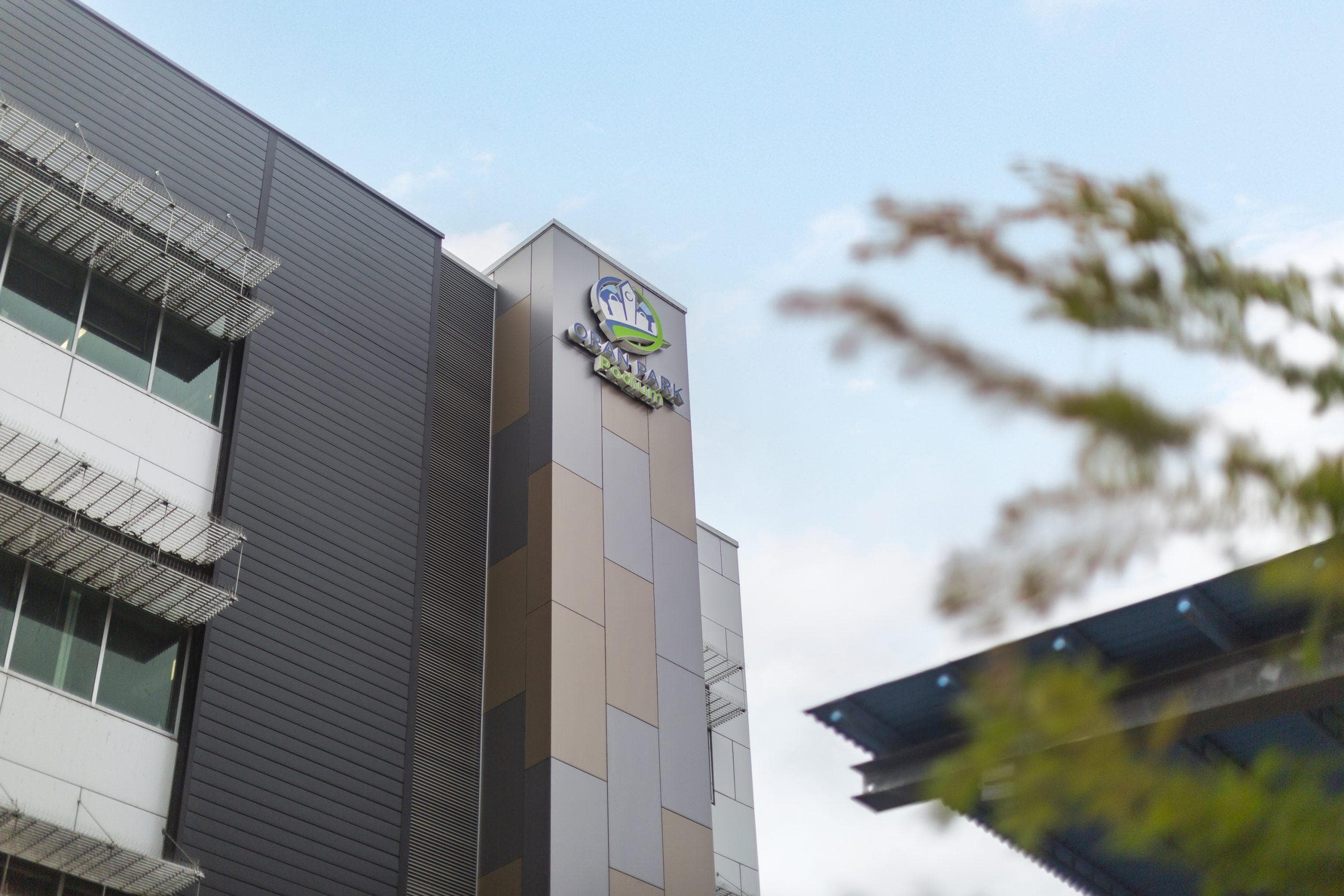 Mitsubishi ALPOLIC NC/A1 DtS non-combustible aluminium composite cladding cladding on façade of the Oran Park Town Center in Oran Park, NSW.