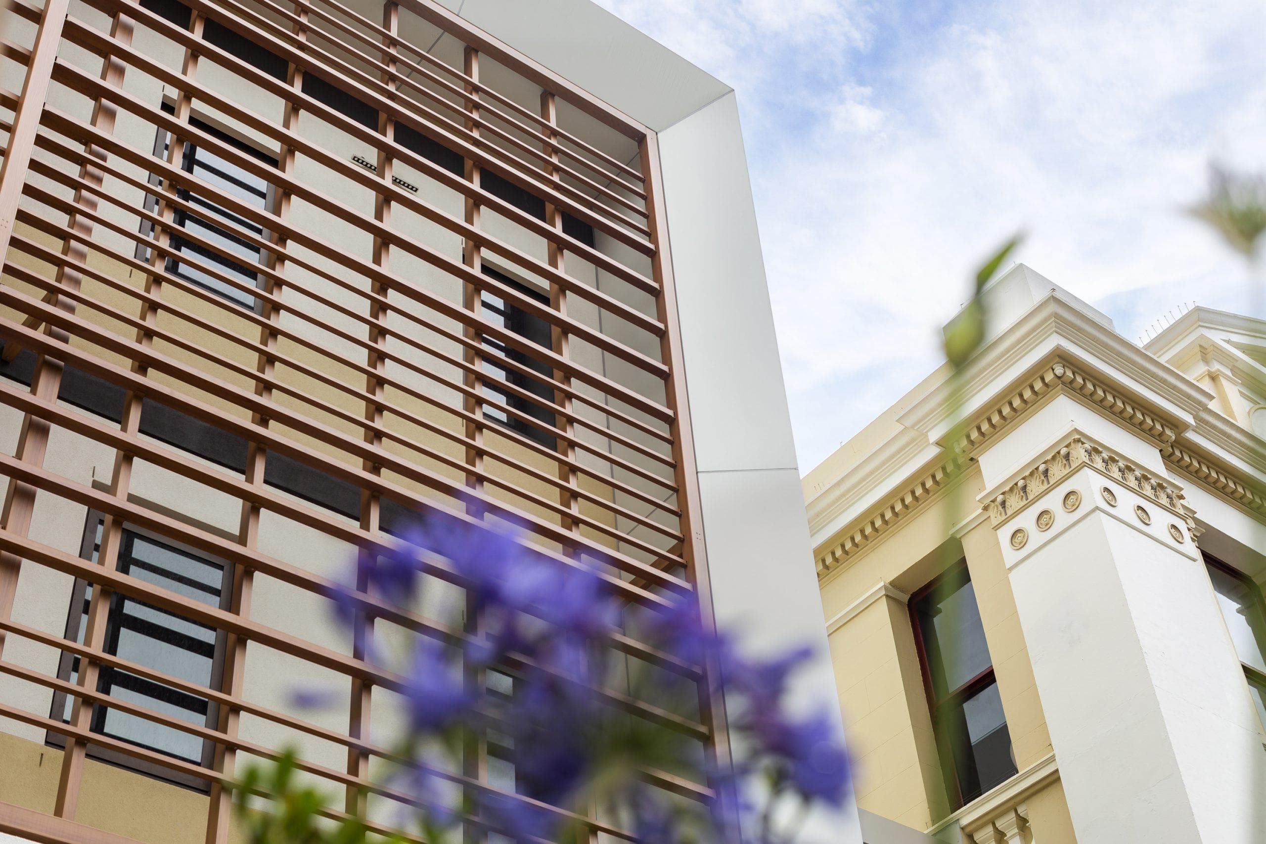Mitsubishi ALPOLIC NC/A1 DtS non-combustible aluminium composite cladding cladding on façade of the Nihon University in Newcastle, NSW.